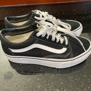 Vans Old Skool Skate Shoe - Black Szs W7.5, M6.0